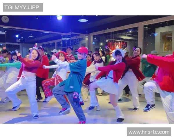 杭州街舞队灵活性表现分析及其对舞蹈风格与团队协作的影响探讨